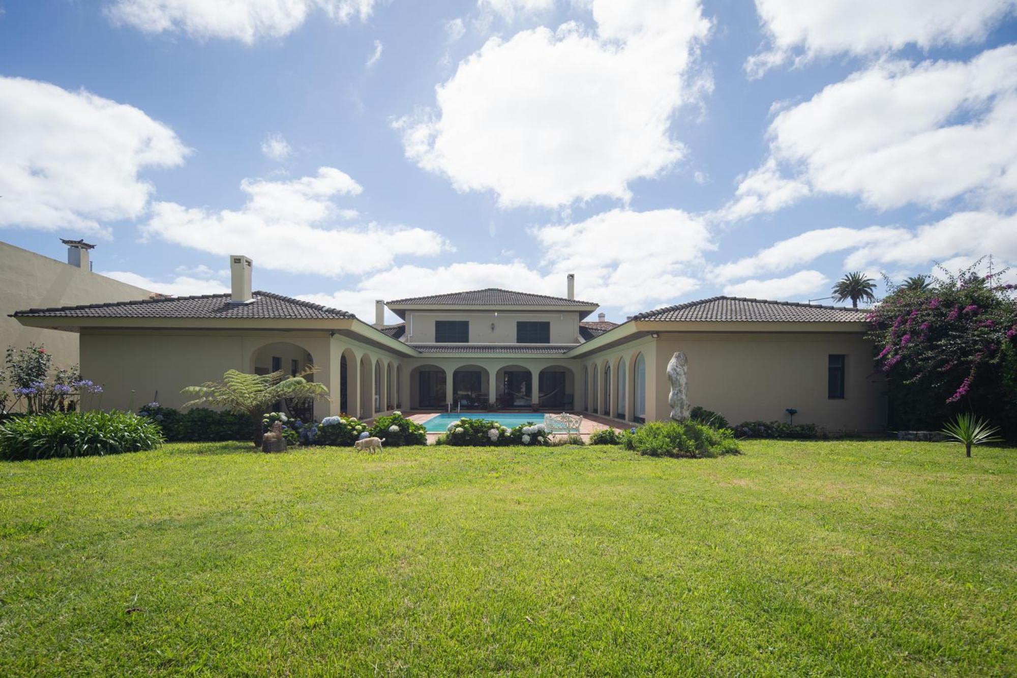 Casa Dos Arcos - Studios & Pool ポンタ・デルガダ エクステリア 写真